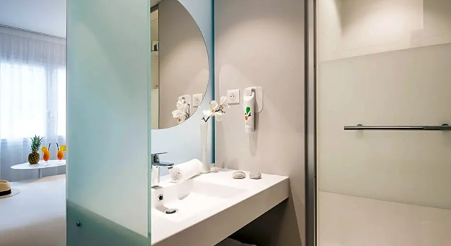 Номер Standard ibis Styles Nice Cap 3000 Aéroport