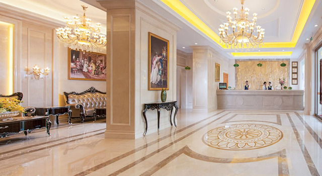 Vienna Hotel Chaozhou Bus Terminal Branch, Boek Hotel Hotels in Guangdong met parkeren, Parkeren