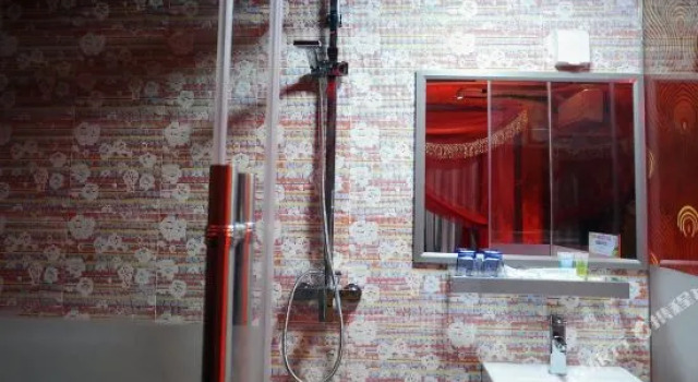 艾依主题hotel, Забронировать Отель Отели Гуйян с парковкой, рядом с Modern Capital, Парковка