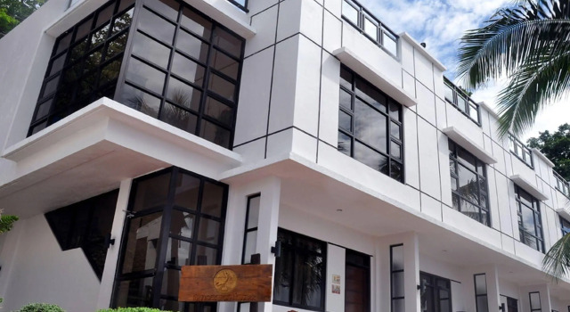 Bauan Divers Sanctuary Resort and Hotel