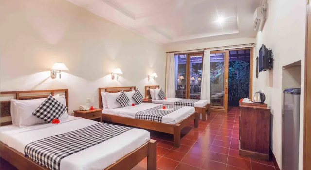 Семейный номер Standard с балконом Ubud Inn Cottage by Prasi