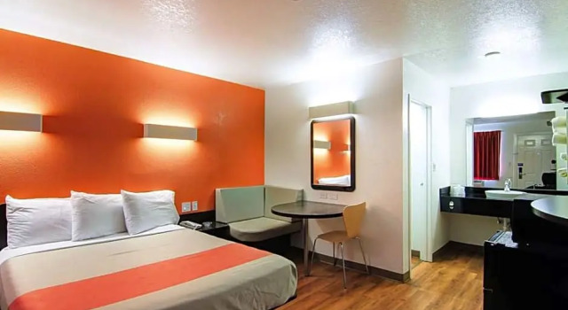 Номер Standard Motel 6 Old town Scottsdale Fashion Square