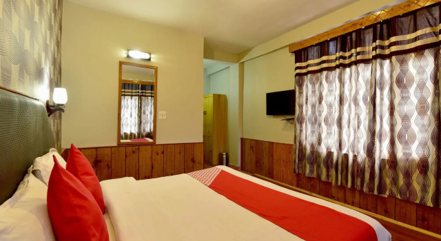 OYO 19786 Hotel Tathya