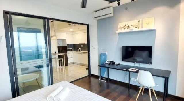 Almas Suites Puteri Harbour 1 Bedroom with Balcony by 9 Sands, Réserver Hôtel Nusajaya 