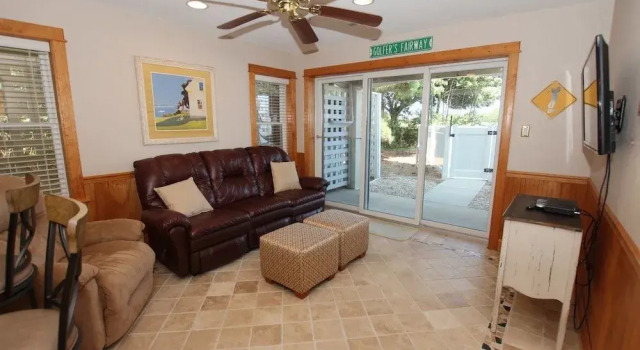 Fore-Shore - 3 Br Home