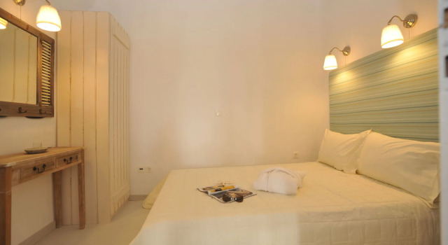 Navy Blue Suites, Забронировать Гостевой дом Агиос Иоаннис Диакофтис периферия Южные Эгейские острова