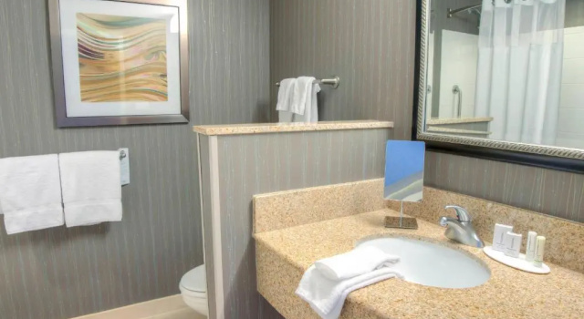 Четырёхместный номер Standard Courtyard by Marriott Mobile Daphne Eastern Shore