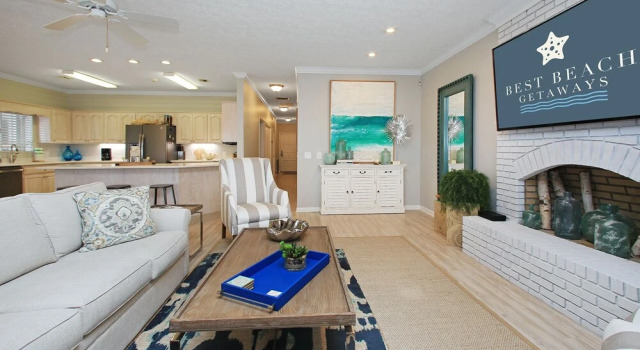 Habby Times  by Best Beach Getaways, Book Hotel Lower Grand Lagoon USA