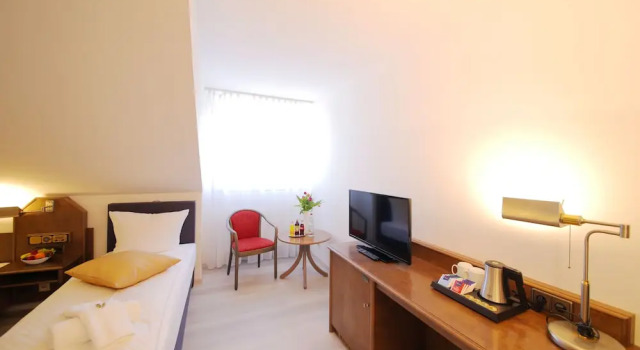 Одноместный номер Economy с видом на сад Hotel Kick