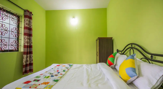 OYO 12829 Home Graceful 2BHK Ashwem, Prenota Hotel Hotel a Goa con parcheggio, Parcheggio