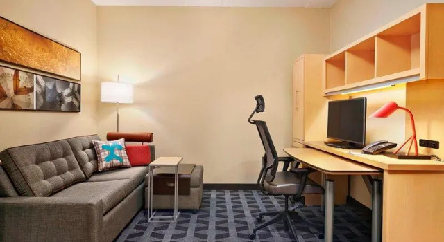 Кровать в общем номере TownePlace Suites by Marriott London