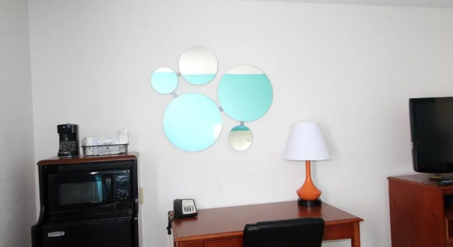 Номер Standard Howard Johnson by Wyndham Evansville East