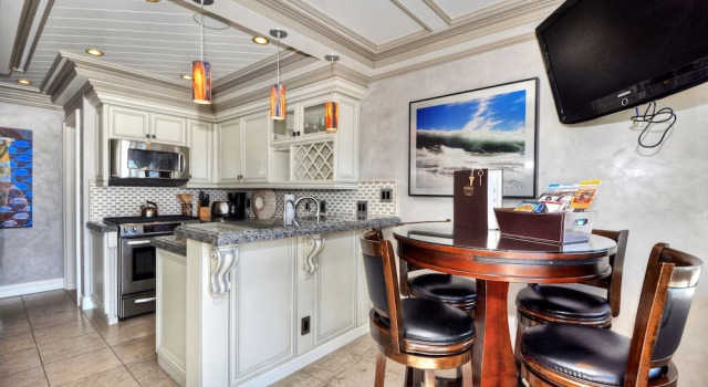 Вилла Villa Roma at the Retreat in Laguna Beach