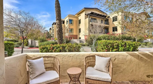 Scottsdale Condo w/ Pool Access, Near Old Town!