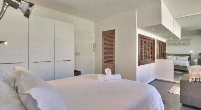 Montclair 60B, Забронировать Отель Отели Cape Peninsula с парковкой, Парковка
