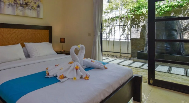Villa Lovina Beach 1