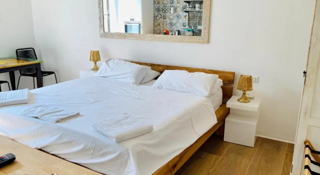 Апартаменты Luxury Cozy Studio by Central Station / Unique View