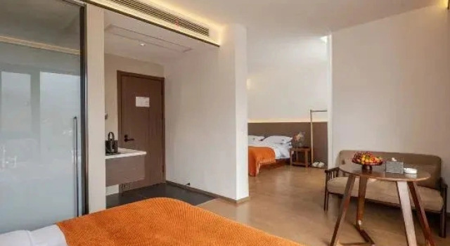 Люкс Comfort Jiuhua Mountain Weichi Homestay