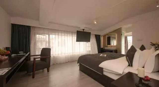 Люкс Pure Comfort Inn