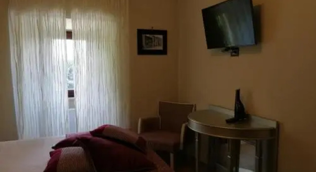 Locanda Tre Frati, Забронировать Отель Пескокостанцо Abruzzo Ski, рядом с Кресельный подъёмник Валлефура (нижняя станция)