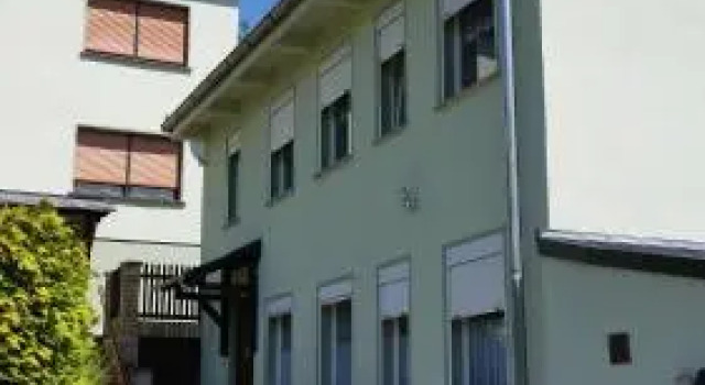Ferienwohnung "Am Weinberg", Prenota Hotel Hotel a Garz con parcheggio, Parcheggio