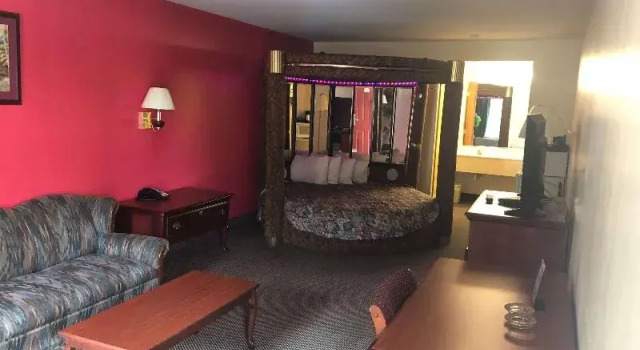 Номер Standard BrentwoodInn&suites