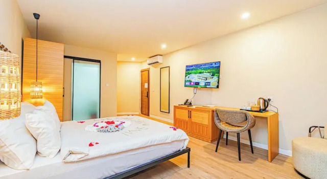 Номер Premium с видом на бассейн Kombo Beach Resort