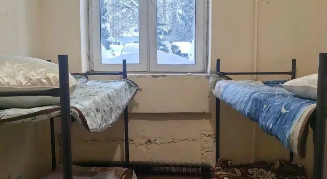 (camerata maschile) letto in camerata Chardzher