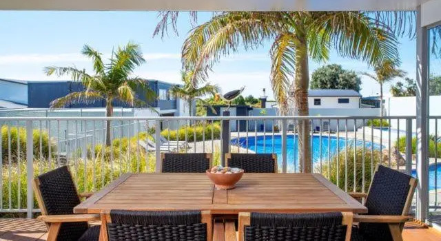 Апартаменты с видом на бассейн Ohope Beach Resort
