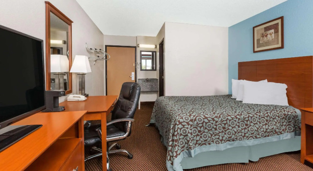 Двухместный номер Standard Days Inn by Wyndham Ankeny - Des Moines