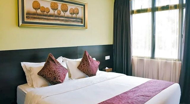 Семейный номер Premium с балконом J Suites Hotel