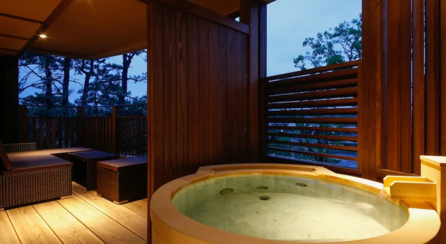 Номер Standard Awaji Hamarikyu Takumi