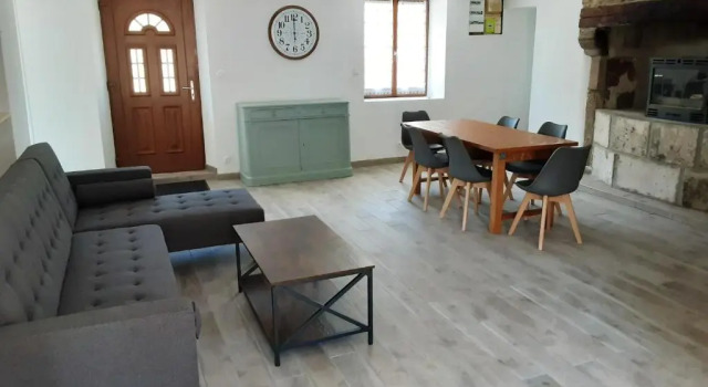 Maison de 3 chambres avec jardin clos et wifi a Quettehou, Reserva ahora Hotel Quettehou 