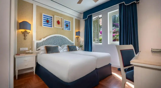 Номер 2 Connecting семейный Superior Grand Hotel San Pietro Taormina - Preferred Hotels & Resorts