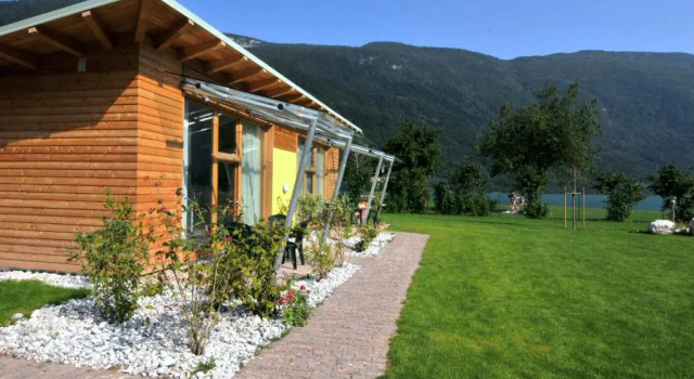 Бунгало Bungalows Chalets Lago di Molveno