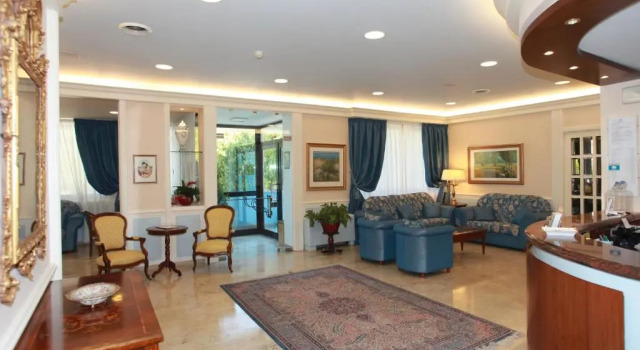 Hotel Lanterna, Rezervovat Hotel Porto San Giorgio 
