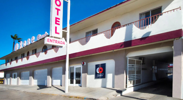 Hotel Rose Ensenada, Book Hotel Hoteller i Ensenada med parkering, Parkering
