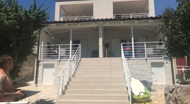 Apartments Neno, Rezerwuj Apartament Cesarica 