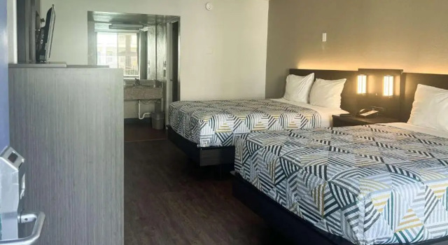 Четырёхместный номер Standard Motel 6 Glendale Phoenix