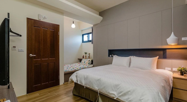 Трёхместный семейный номер Standard с балконом Xiao Tian Di Homestay