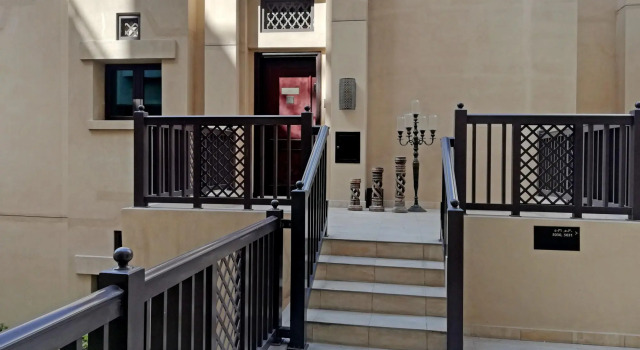 Traditional Meets Modern in Downtown, Забронировать Отель Даунтаун Дубай , рядом с Дубайский аквариум