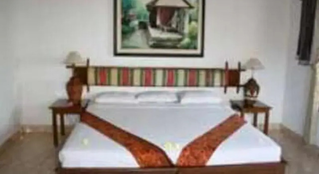 Anom Cottages