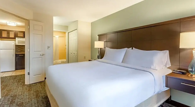 Номер Standard Staybridge Suites Davenport by IHG