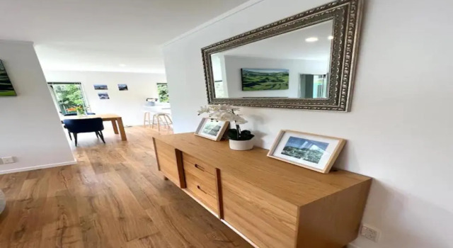 Private and sunny 3-bedroom home with parking