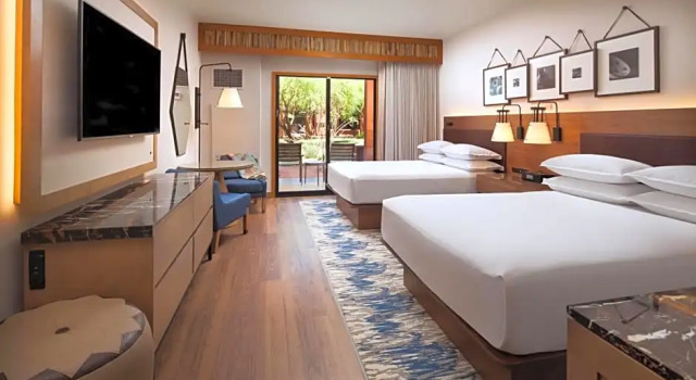 Номер Deluxe Sheraton Grand at Wild Horse Pass