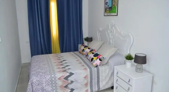 Large Superior 3 Bedroom Apartment Two Bathroom 2 Balconies Full Airconditioning
