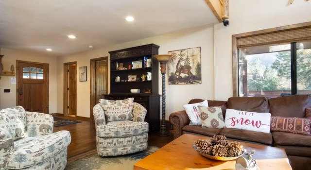Luxury Lodge-1888 by Big Bear Vacations