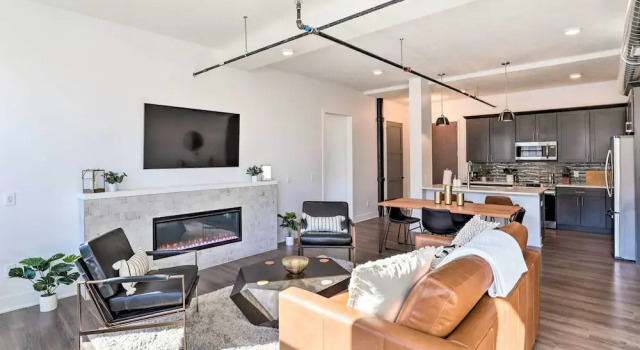 Апартаменты Walk to UNL Campus: Dtwn Lincoln Loft Apt!