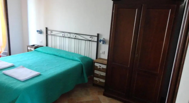 Bed and Breakfast Ichnos, Забронировать Отель Кала-Гононе Залив Орозеи