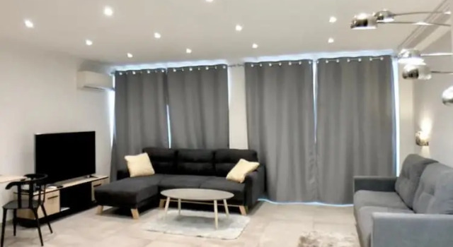 MyAgent studio moderne tout confort-carnot 10 min palais, Забронировать Отель Бизнес-отели Канн, рядом с Церковь Нотр-Дам-д'Эсперанс, 4* 5*
